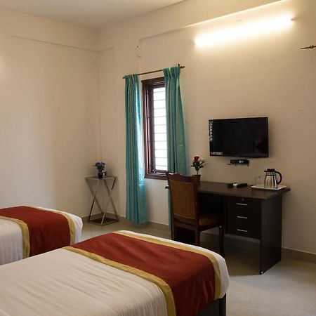 העיר בנגלור Oyo 8737 King Suites מראה חיצוני תמונה