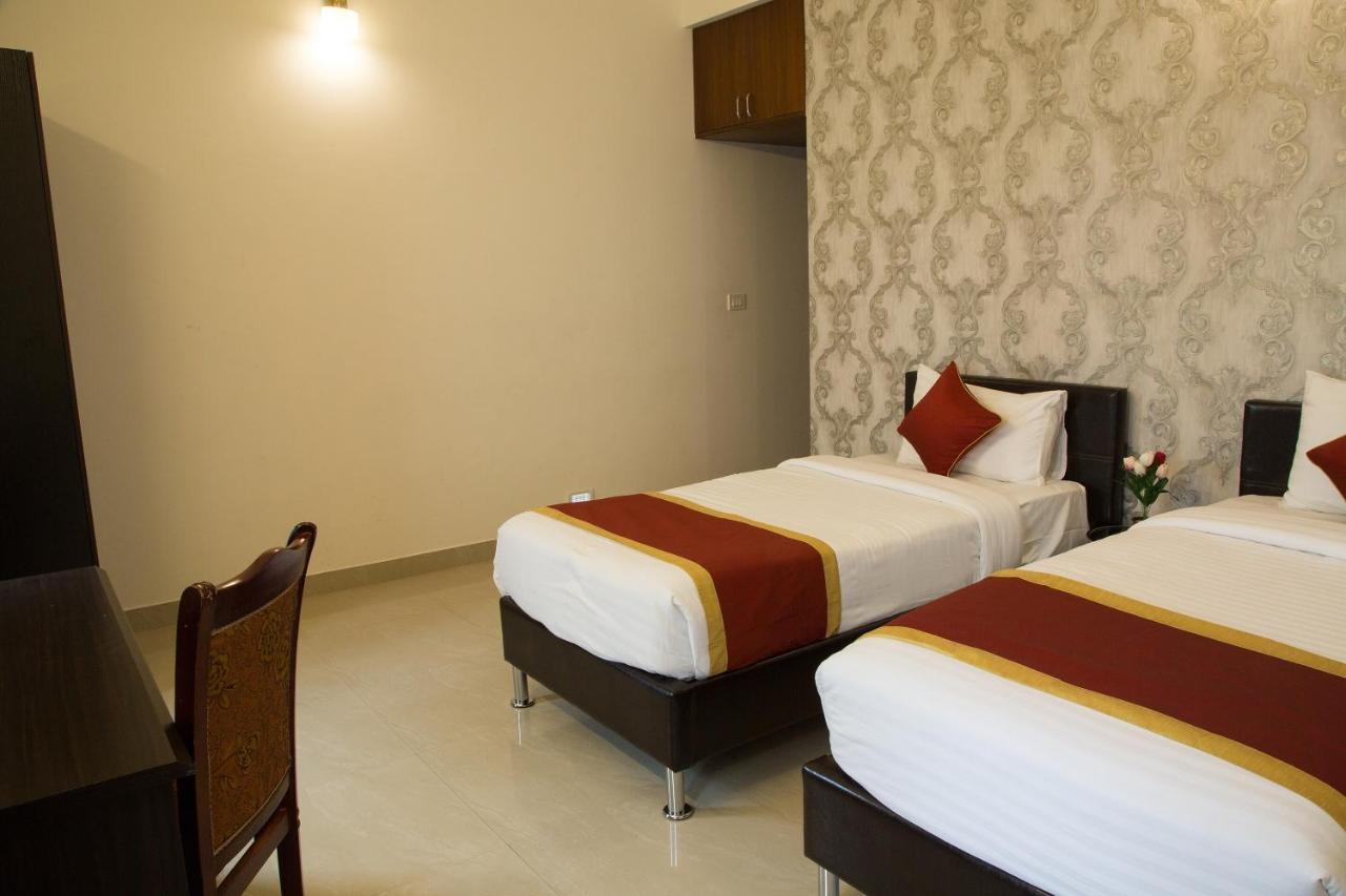העיר בנגלור Oyo 8737 King Suites מראה חיצוני תמונה