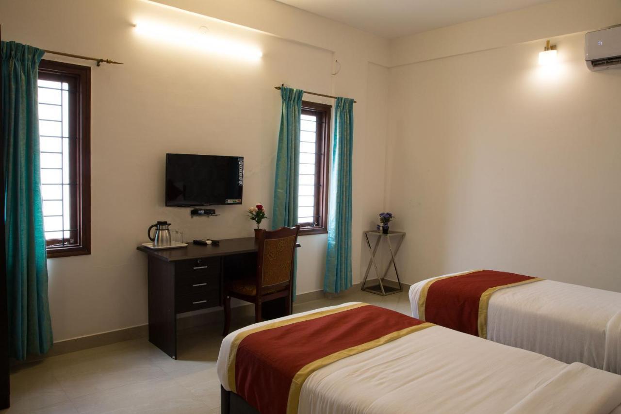 העיר בנגלור Oyo 8737 King Suites מראה חיצוני תמונה