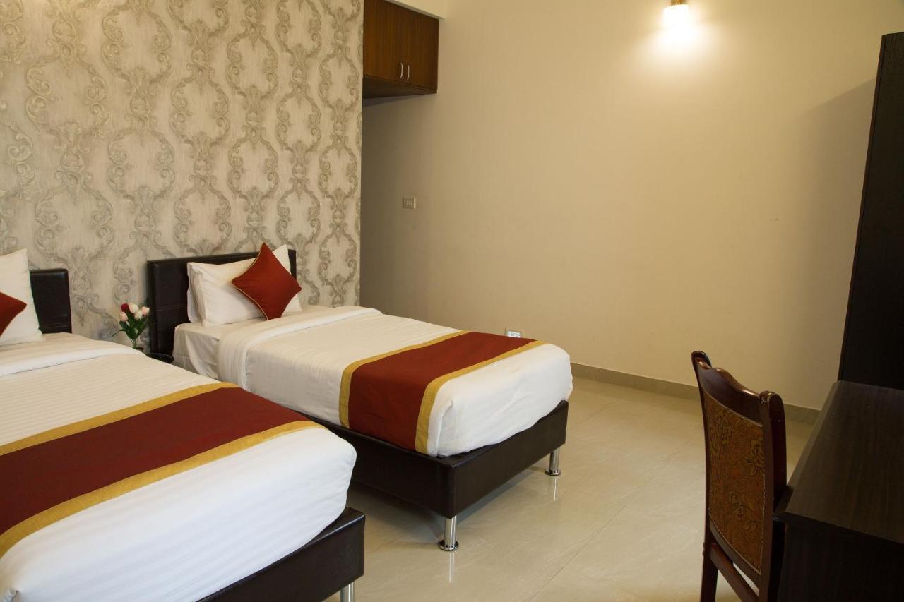 העיר בנגלור Oyo 8737 King Suites מראה חיצוני תמונה